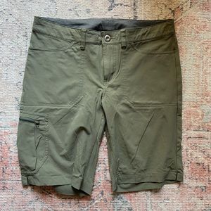 Patagonia Women’s Hiking Short Size 4